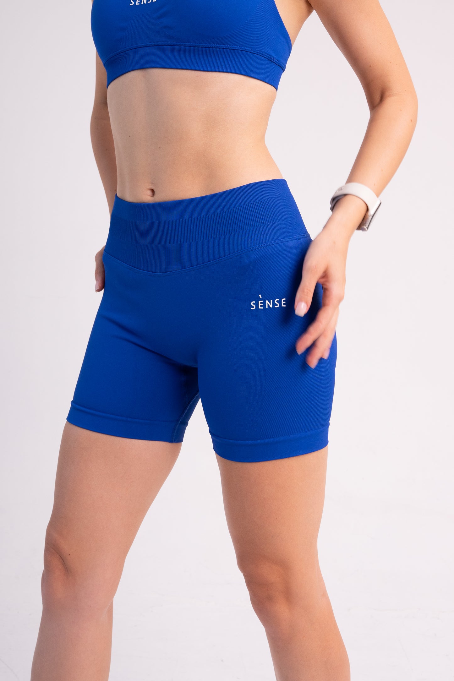 SEAMLESS GLOW SHORT PANTS BLUE
