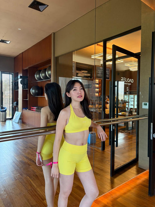 SEAMLESS GLOW GRACE TOP YELLOW